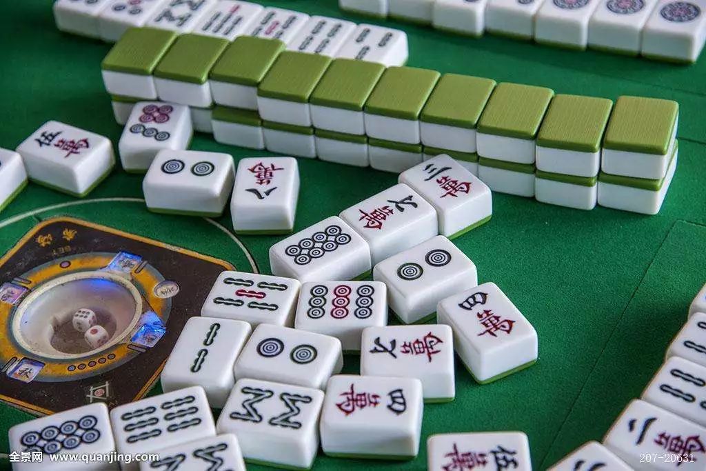 详细说明“打重庆崽儿麻将装了挂!其实确实有挂的