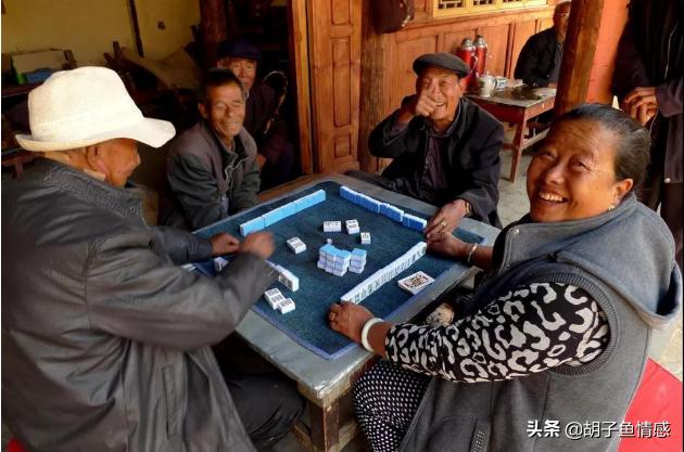 给大家科普一下！老友福建麻将其实是有挂的(怎么让牌变好)