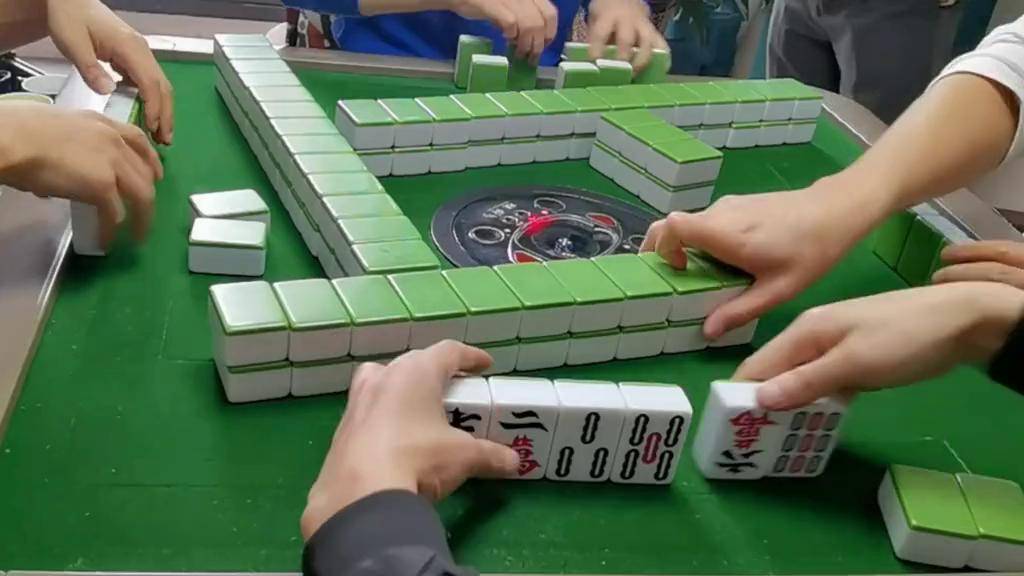 必看盘点揭秘!四川麻将一直输的原因!其实确实有挂的