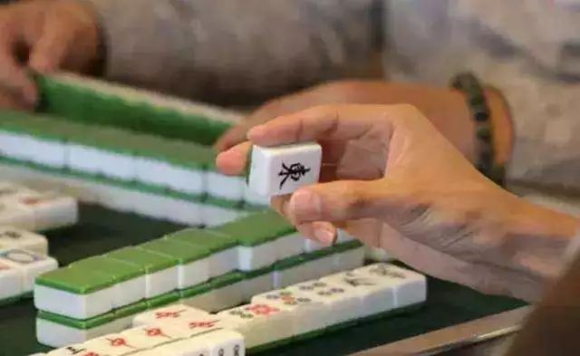 终于懂了！石城麻将其实是有挂的(怎样才能有好牌)