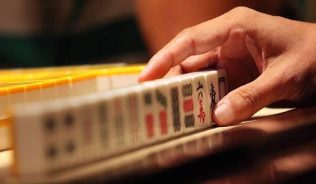 一分钟了解！斗棋麻将两人打有什么技巧吗(其实真的有挂)