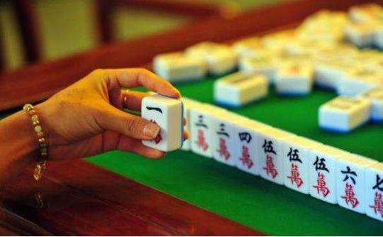 我来教大家！一乐麻将其实是有挂的(怎么能拿好牌)