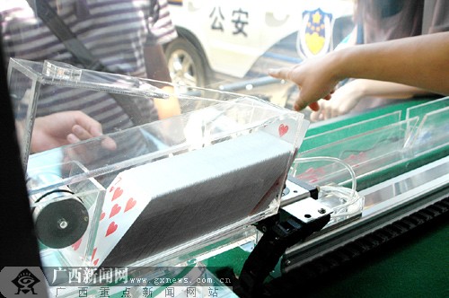 详细说明“自动麻将赢钱作弊设备使用方法《新浪科技 讲解窍门》