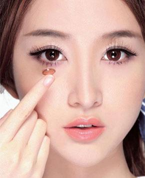 厉害了!有没有一种隐形眼镜可以看普通扑克牌一《我来教教你怎么赢 》